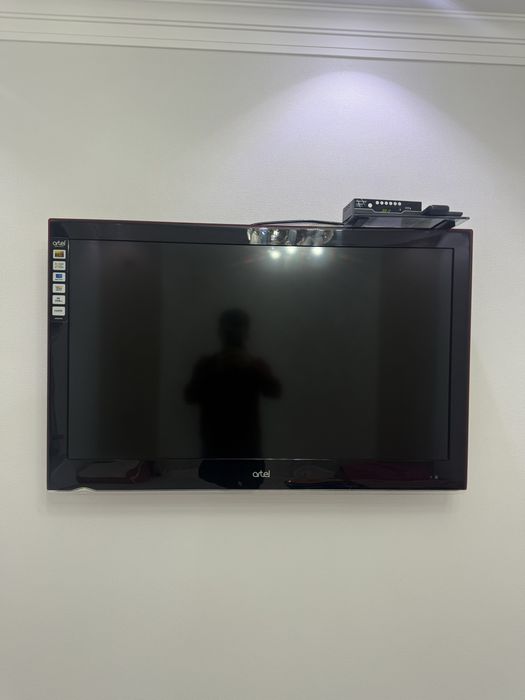 Телевизор / Televizor Artel 42