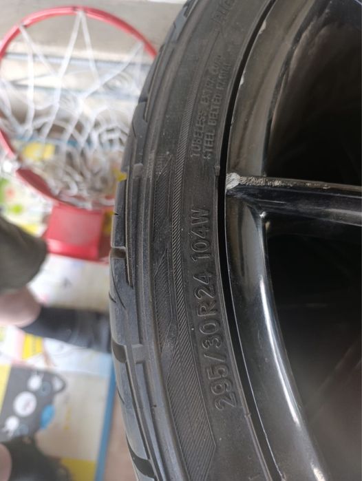 Колесо 295/30 R24