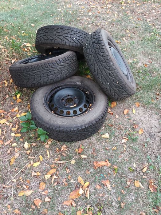 Cauciucuri cu janta wv golf 5 second hand