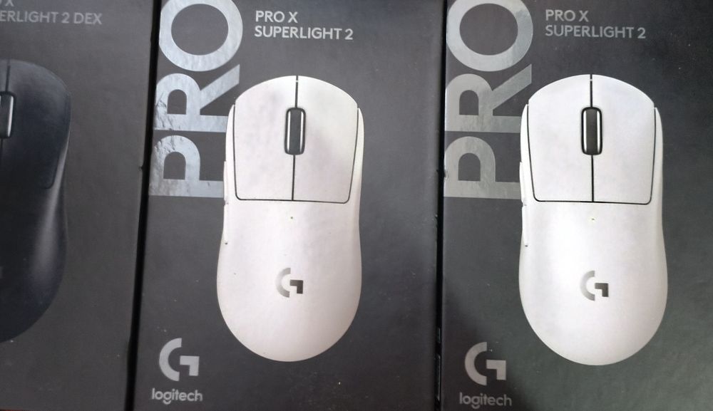 Logitech superlight New box.