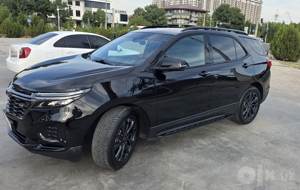 Equinox full pozitsiyasi awd , RS qimmat komplektatsiyasi