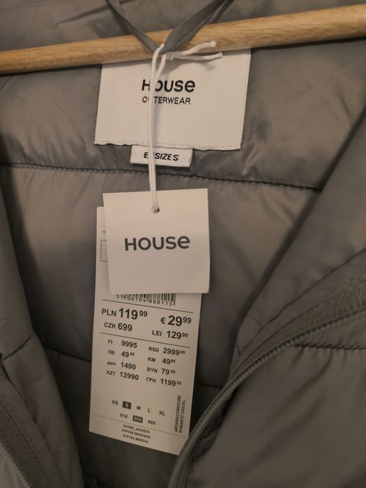 Geacă nouă cu eticheta damă