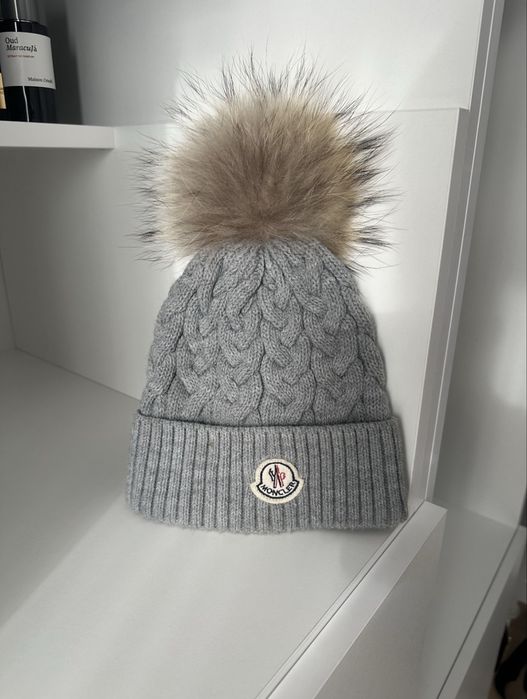 Caciula Moncler dama originala