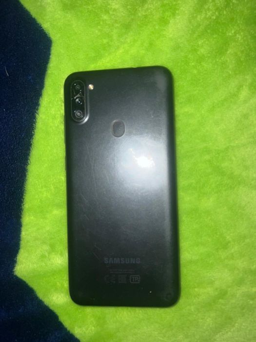 Продам самсунг а 11