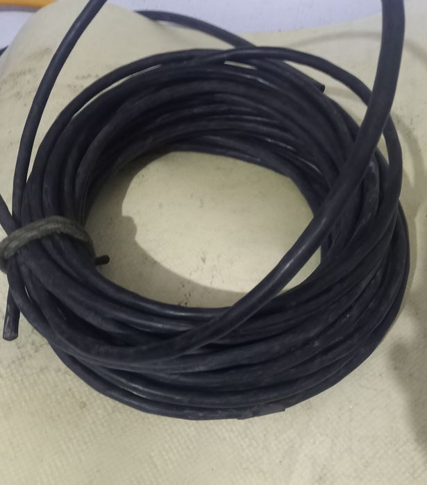 Кабель медный трёх жильный монолит 18 м.