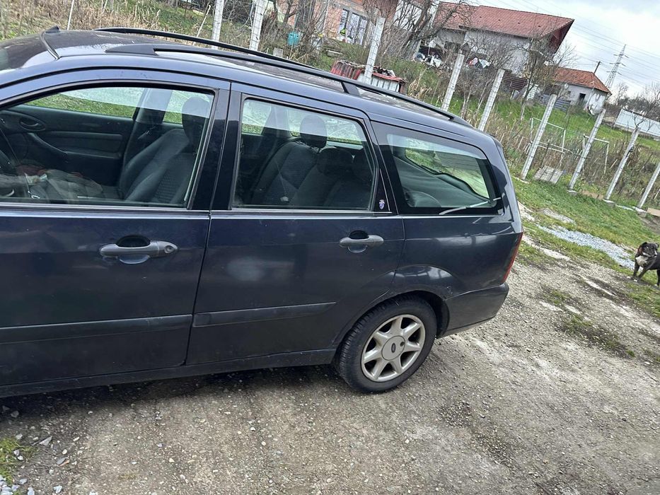 Ford Focus 1.6 benzina Zetec SE