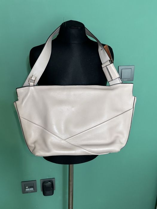 Продавам Calvin Klein чанта - пепел от рози