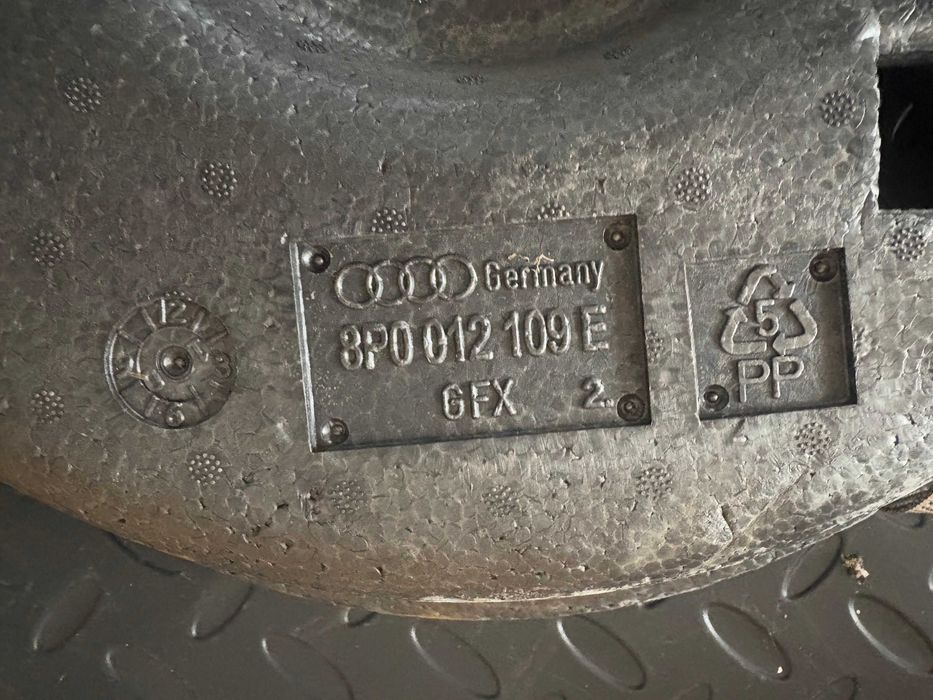 Оригинална кутия за резервна гума и инструменти за VW и Audi