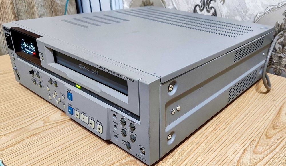 Профессионал SONY Видиомагнитофон