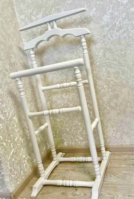 Продаются Напольные вешалки