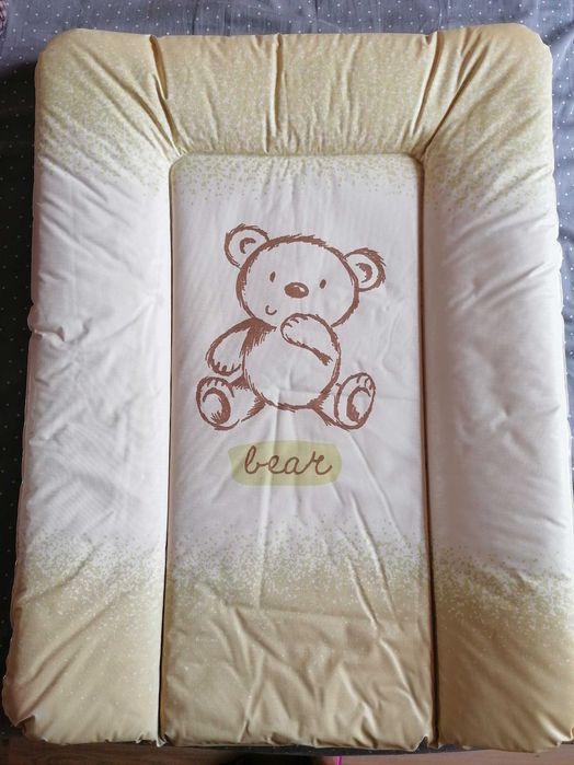 Мек повивалник за бебе