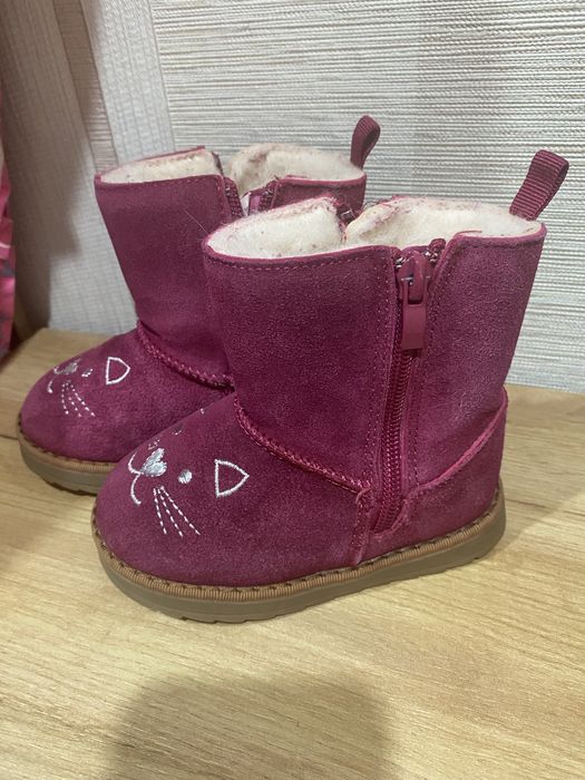 Продам детские угги