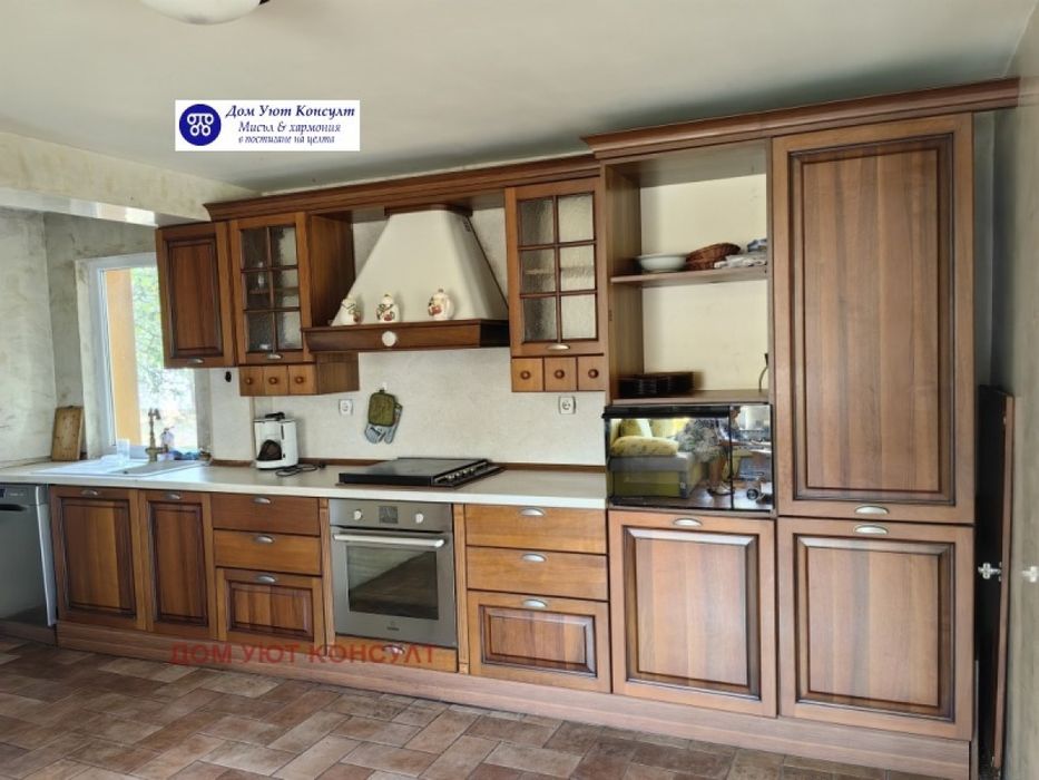 Продава се Къща в с. Ярлово, Област София-област - 118 кв.м за 2009 €/кв.м - Снимка #1