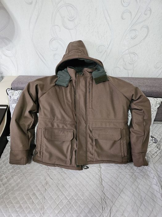 Продам костюмы зимние