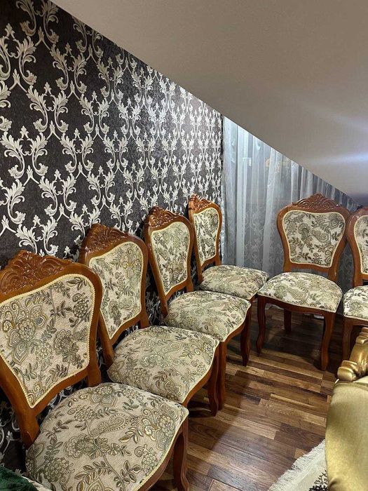 Стол стул для гостиной  12 кишилик  холати аъло даражада