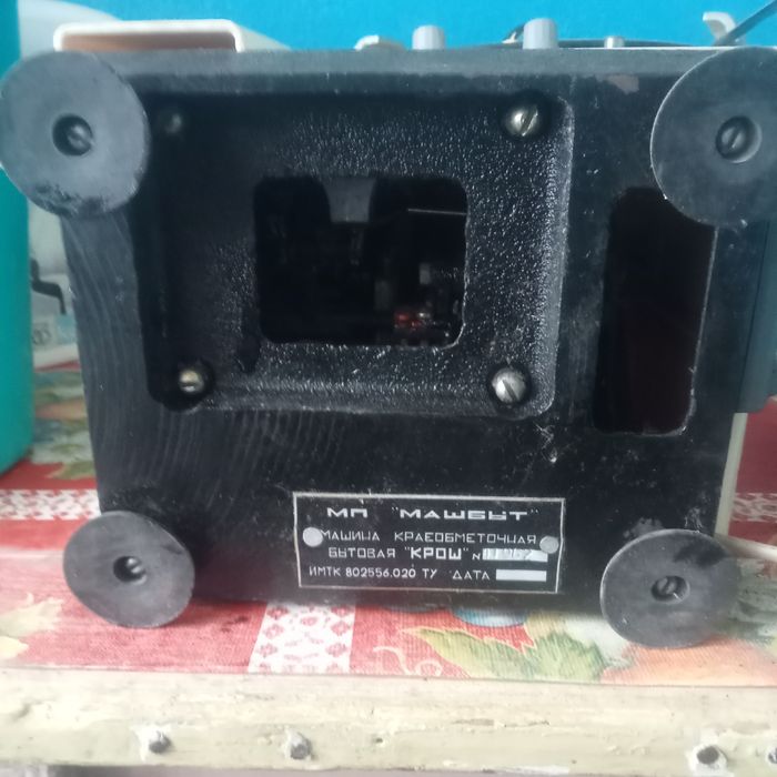 Продам швейная машинка Крош