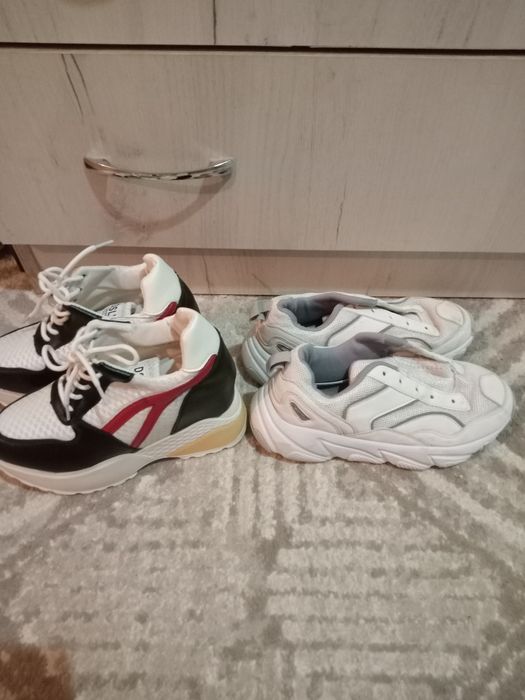 Кроссовки в отличном состоянии