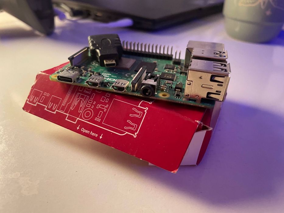 Raspberry Pi 4b 2GB