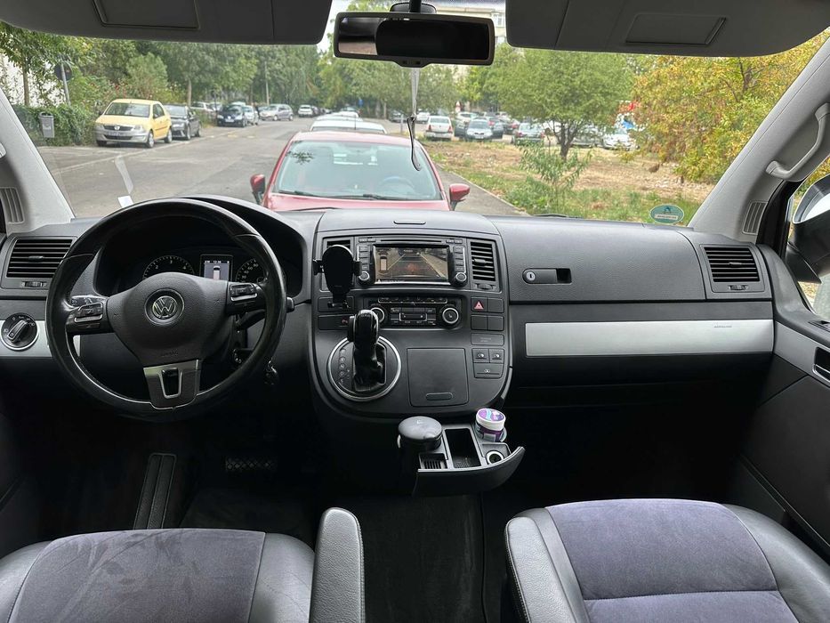 Volkswagen T5.1 Multivan Highline Facelift/ DSG/2.0
