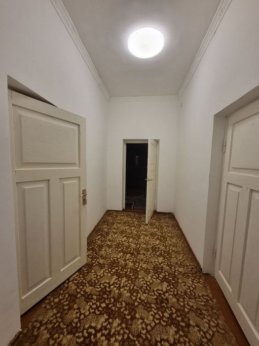 Товоксойнинг золотой точкасидан уй сотилади 12 соток