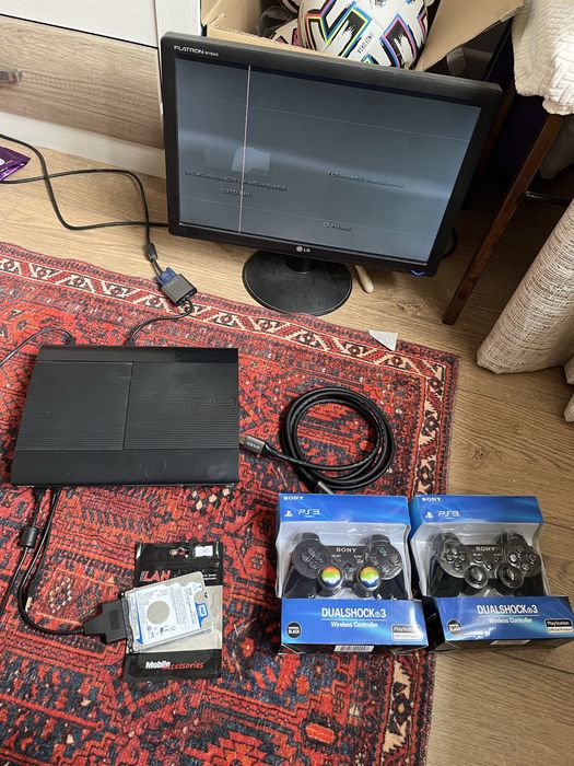 Ps 3 super slim 320 gb 20+ игр два джойстик