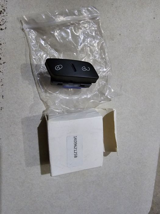Buton Blocare uși VW nou în cutie