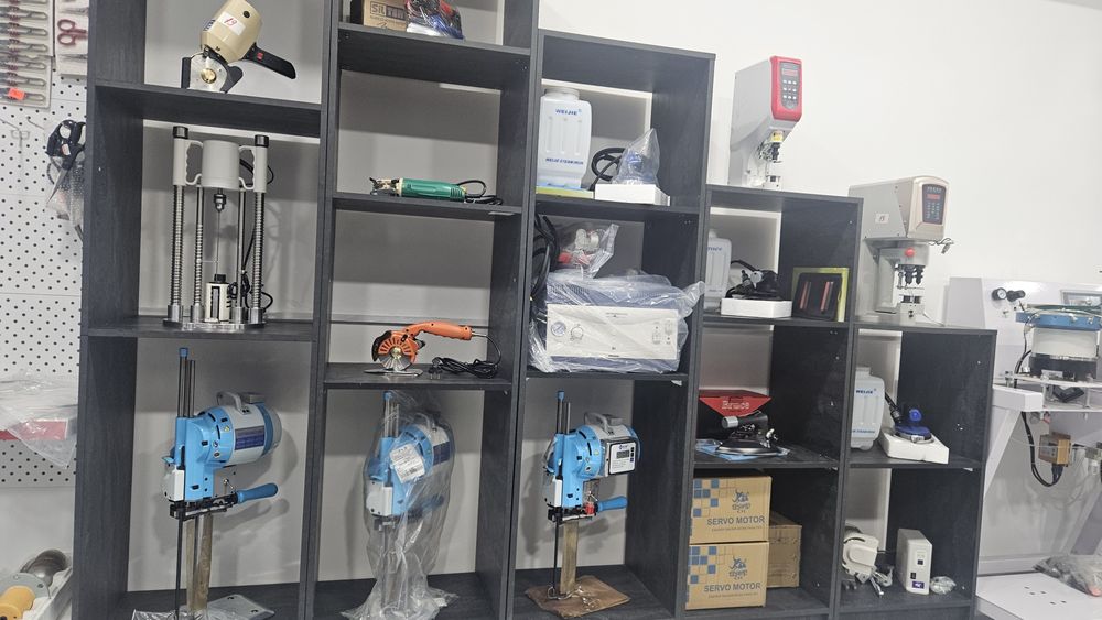 Швейные машинки и аверлоки