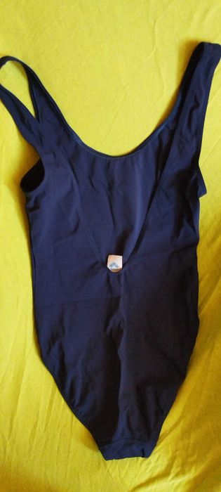 Costum de baie, intreg, bleumarin, de la: ARENA! Marimea: 38! Purtat 1