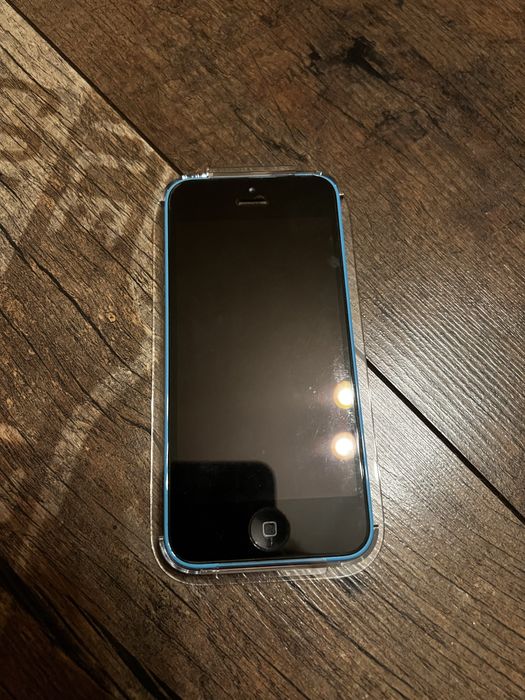 Telefon iPhone 5C