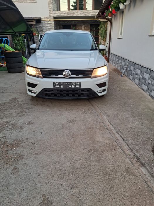 VOLKSWAGEN Tiguan 0 — imagine 3
