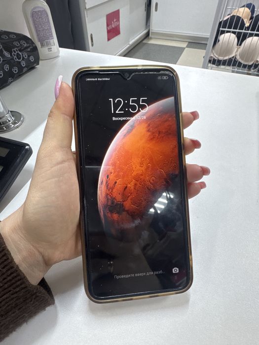 Продам телефон редми