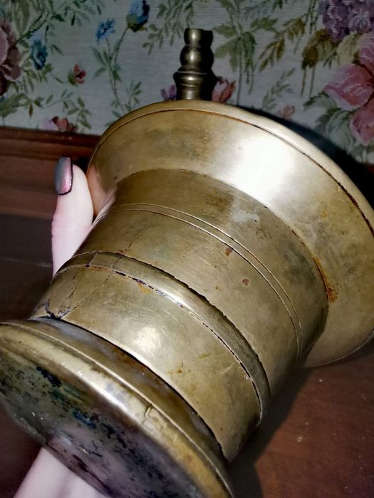 Хаванче месингово и пестник бронзово и много красиво повече от 70 г.