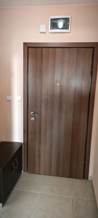 Продавам 2 стаен 72кв Басейн нептуна