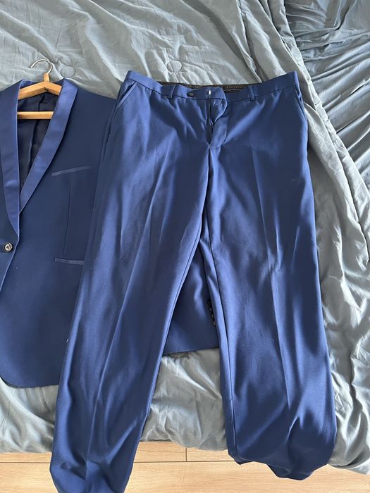 Продам мужской костюм