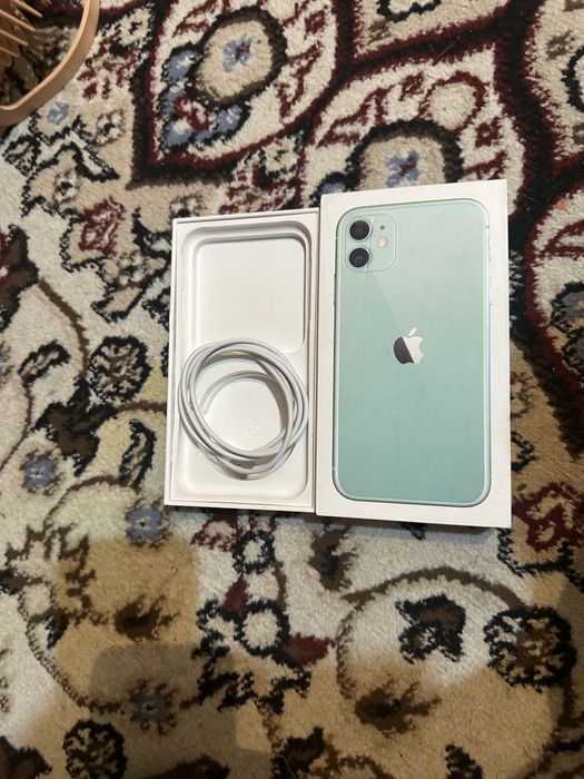 Продам Айфон 11 продам