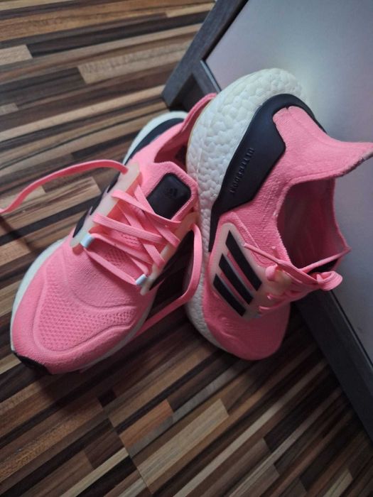 Adidas boost 23 marime 38
