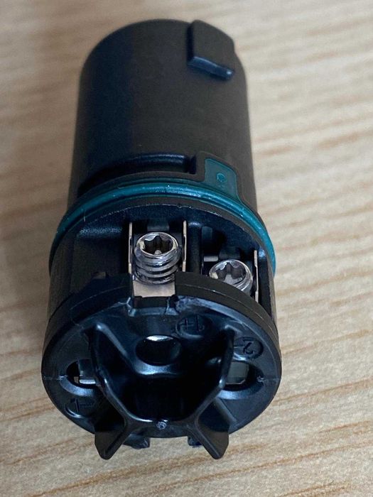 Mufe Neutrik Speakon (NL2, NL4) si XLR (NC3) - Originale, Stoc Nou