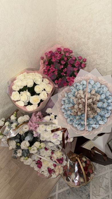 Продам цветы 30 ксвежие, торг цены разные