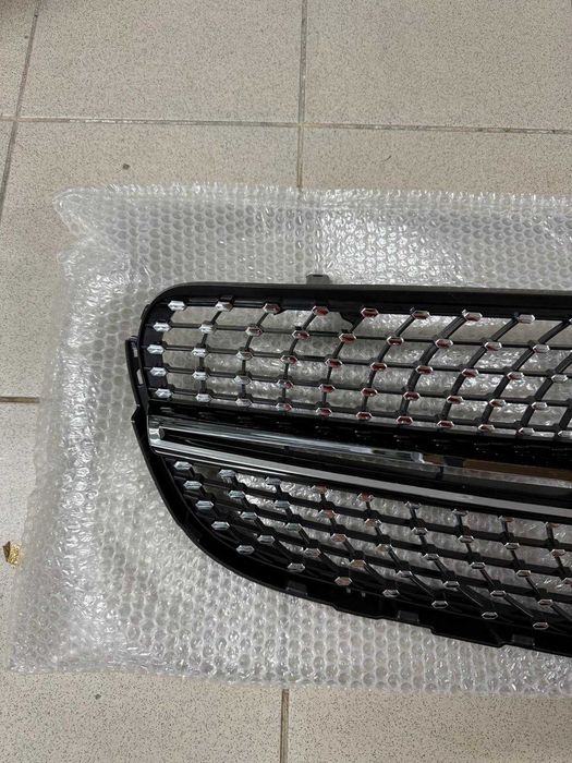 Grila Mercedes GLC X253 C253 compatibila cu GLC (15-18) Diamond Design