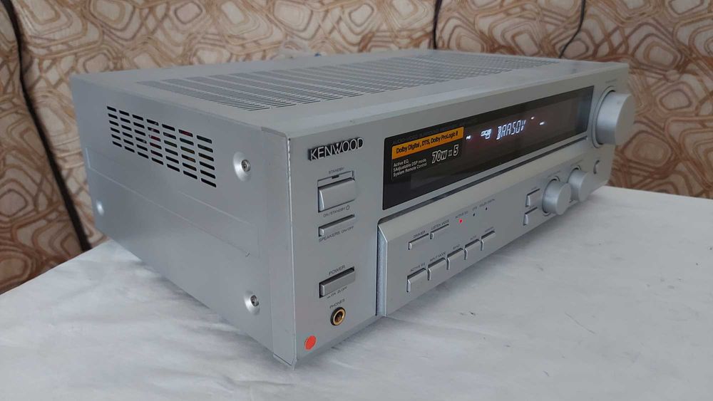 Amplificator cu radio Kenwood KRF V4070