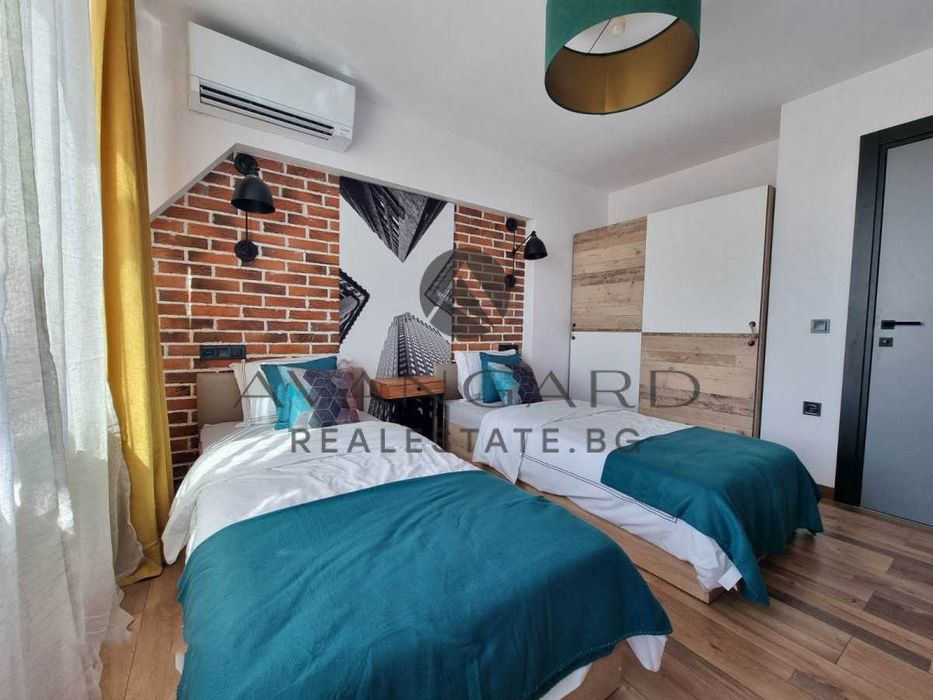 Продава се Тристаен апартамент в Пловдив, Център - 120 кв.м за 2959 €/кв.м - Снимка #3