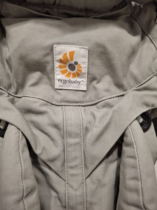 Marsupiu ergonomic Ergobaby Omni 360