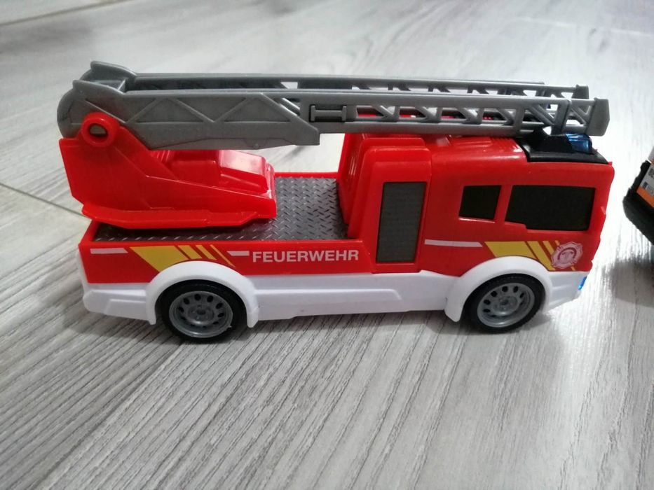 Set 2 mașini de pompieri și ambulanță jucării copii