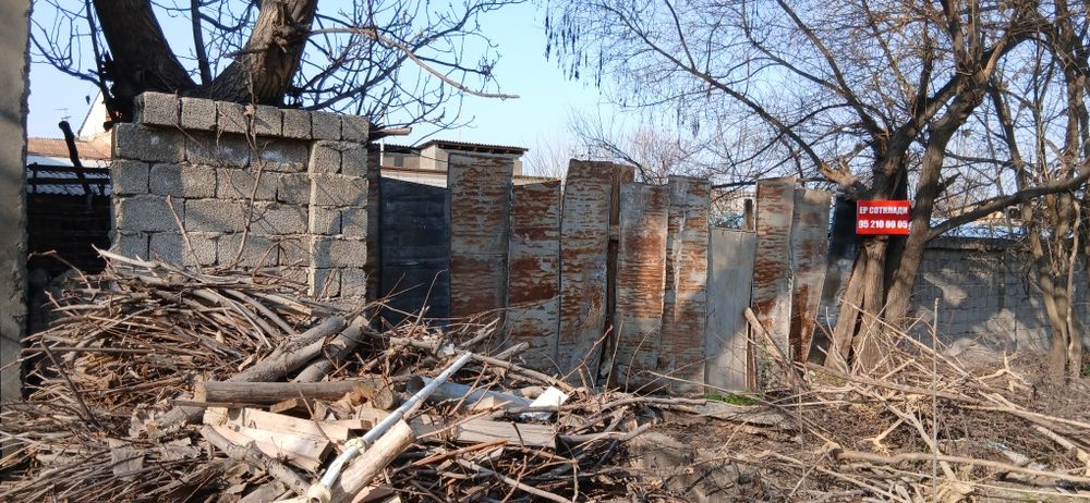 2 xona qurilgan yer sotiladi