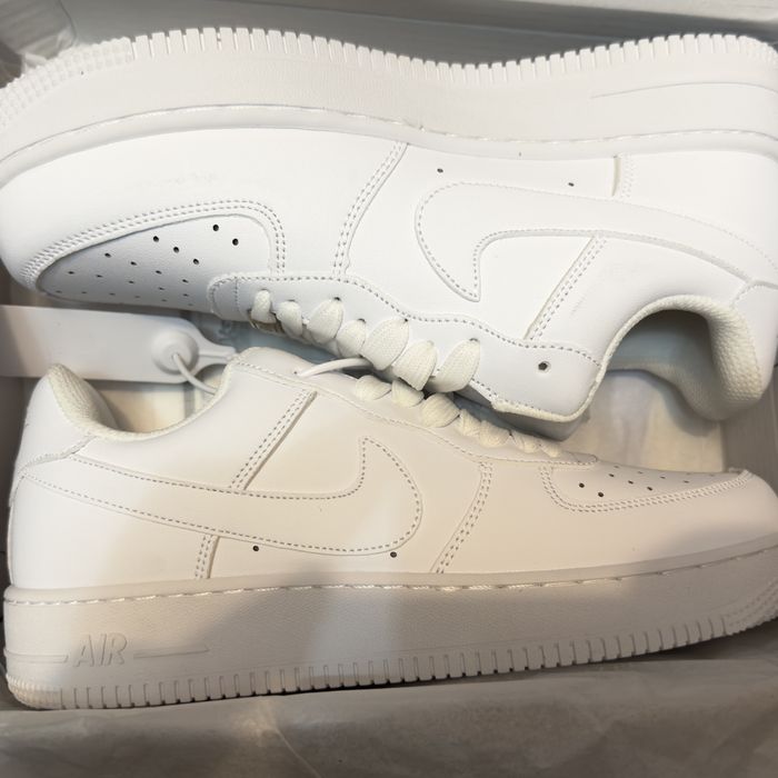 Срочно продам Nike Air Force I
