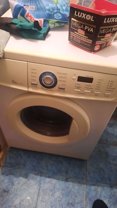 Продам стиральную машину