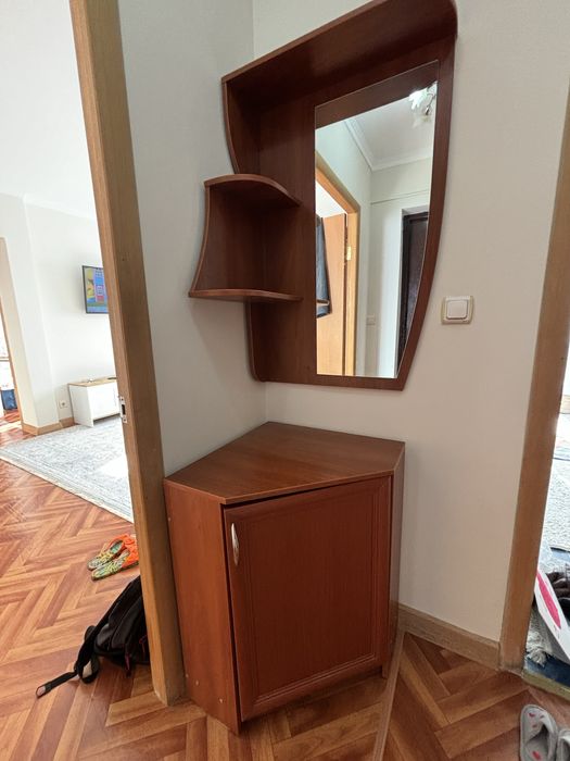 Продам прихожку вместе с зеркалом