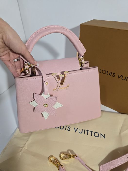 Чанта Louis Vuitton Capucines
