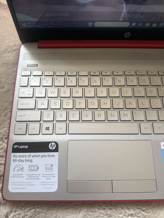 Лаптоп    HP 15-dw1083wm