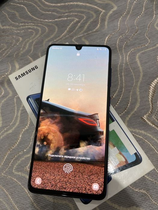 Продаю Samsung A41.